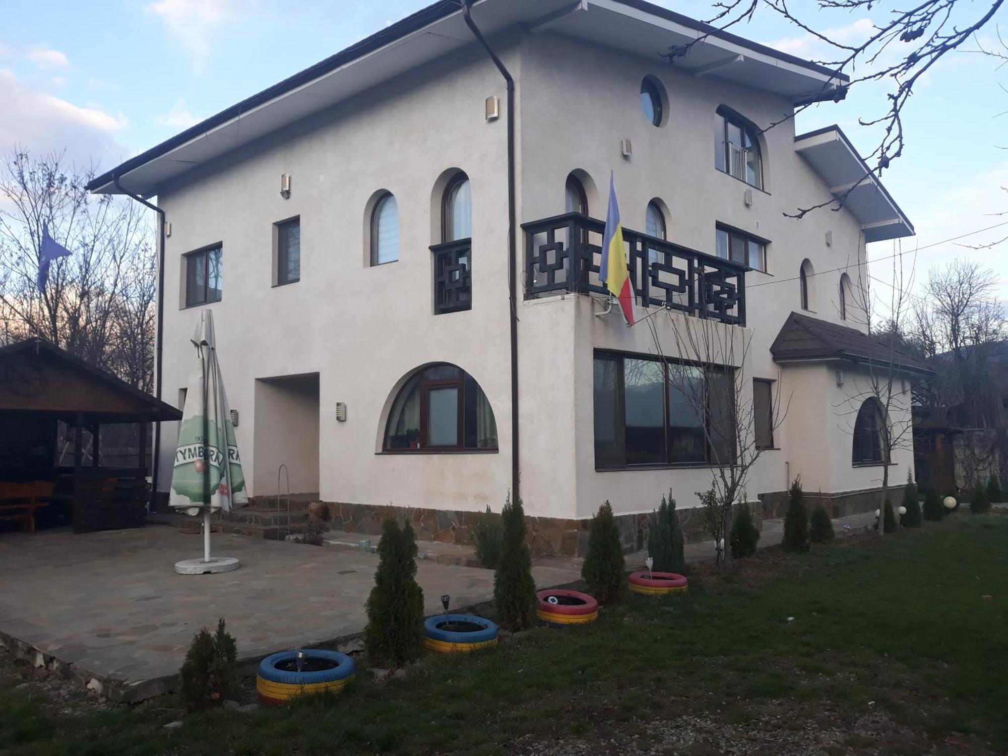 Vila Madudu Vălenii de Munte Εξωτερικό φωτογραφία