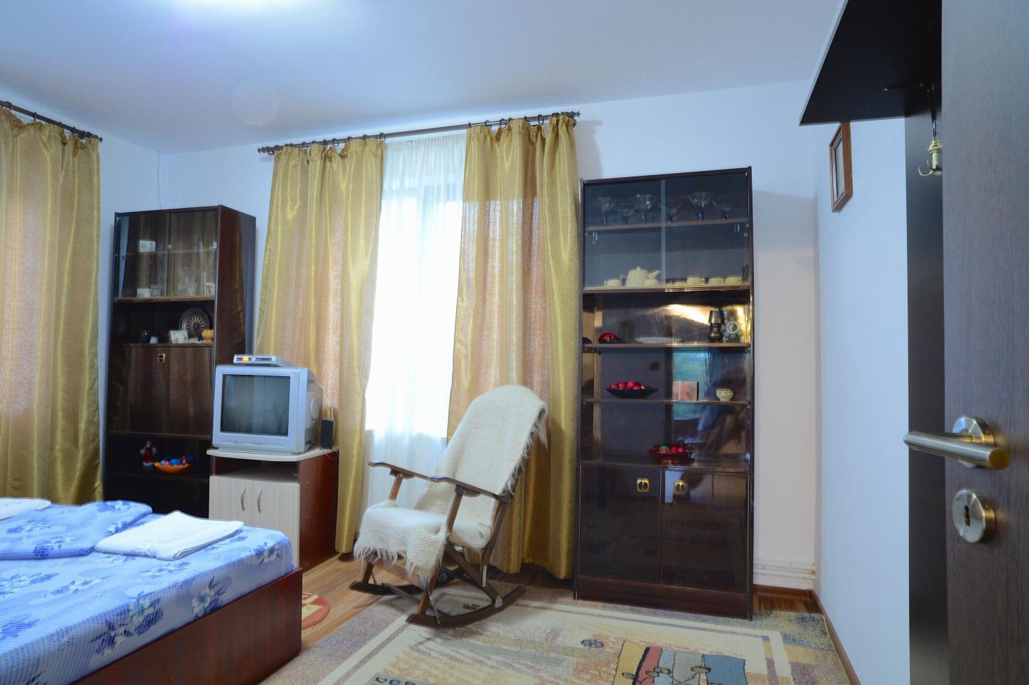 Vila Madudu Vălenii de Munte Εξωτερικό φωτογραφία